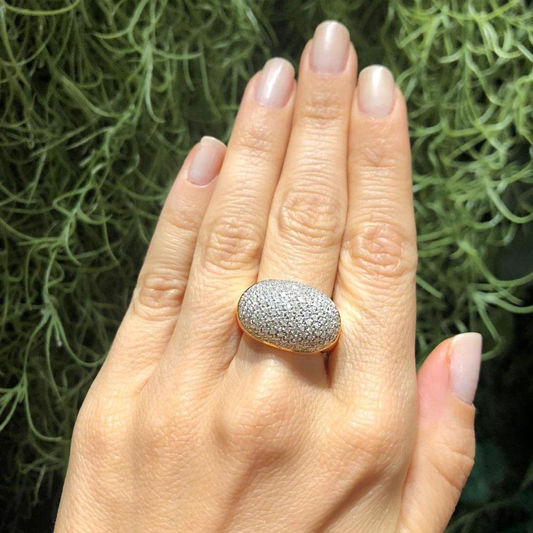 ANEL LISO PAVÊ OVAL DE DIAMANTES COM RÓDIO - OA