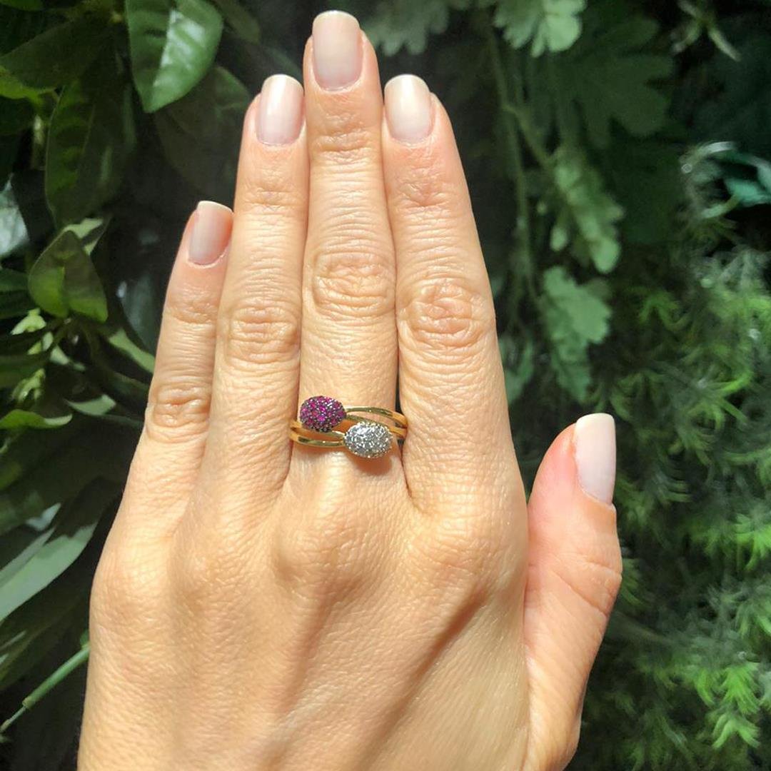 ANEL DOIS GOMOS EM PAVÊ - DIAMANTE E RUBI - OA