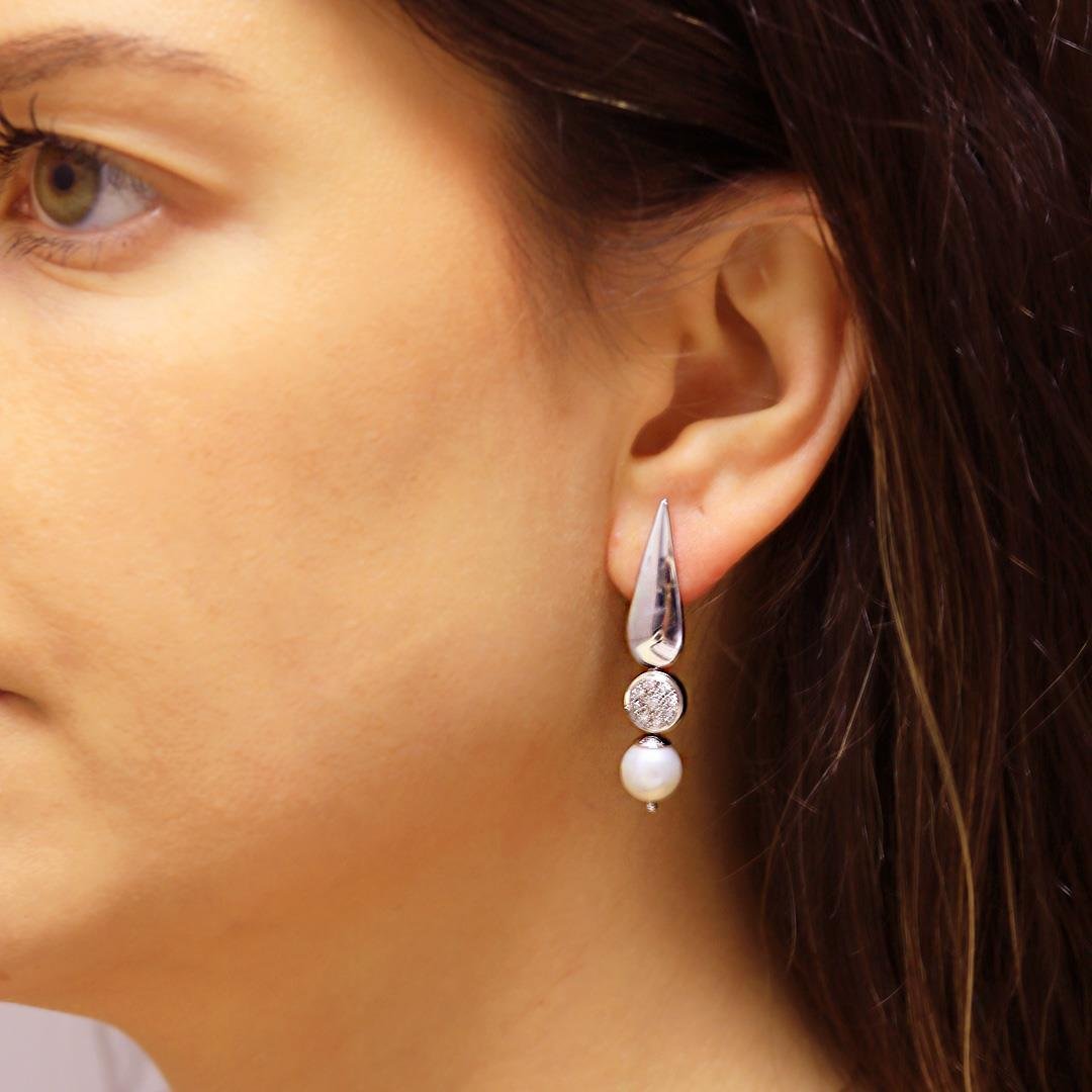 BRINCO GOTAS DE OURO BRANCO - DIAMANTES E PÉROLA - OB