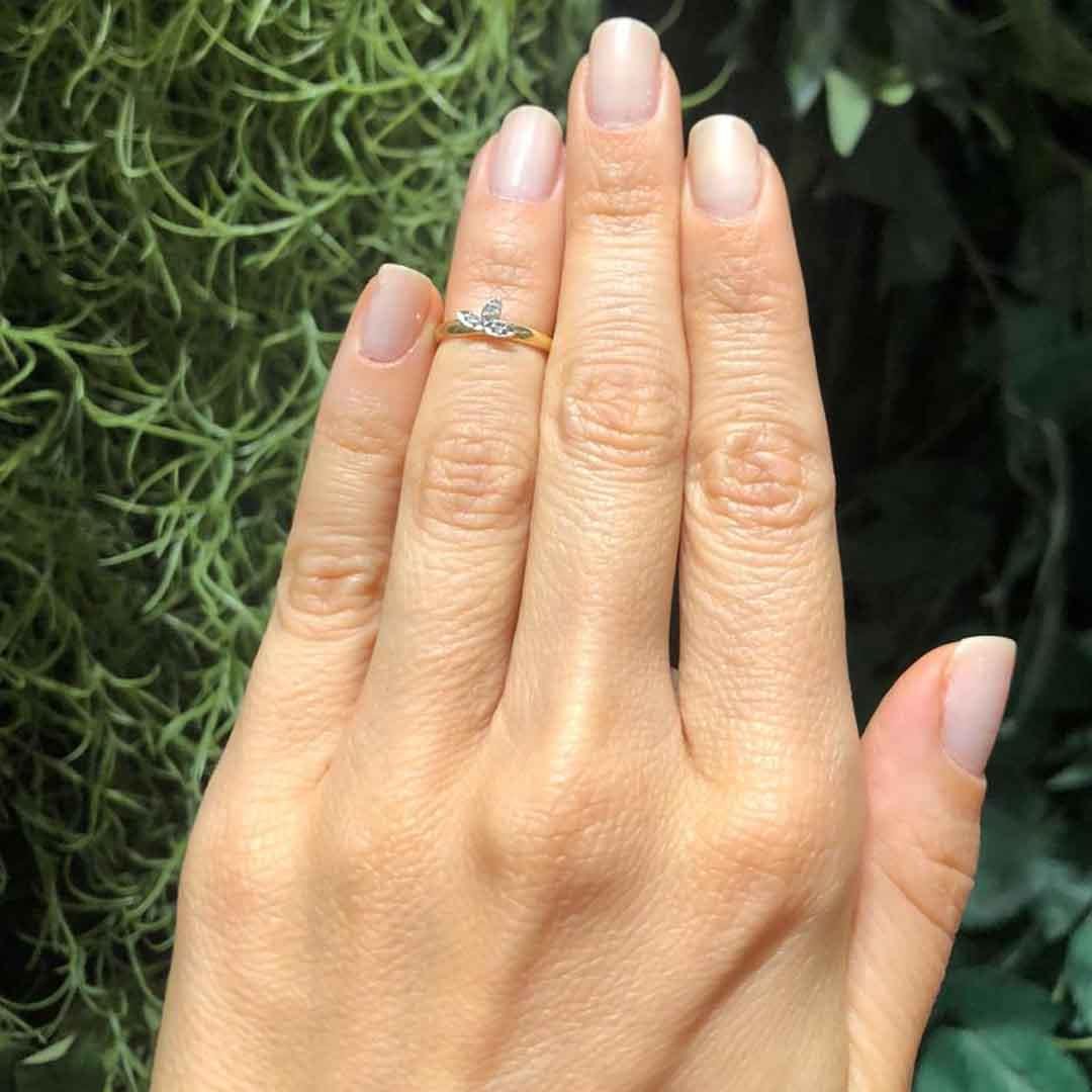 ANEL FALANGE LISO 3 NAVETES COM DIAMANTES - OA