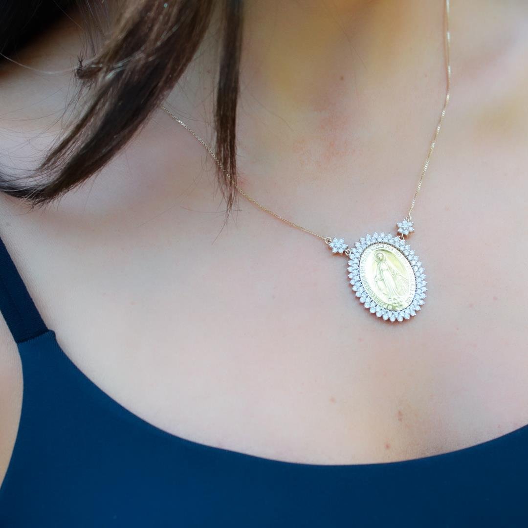 GARGANTILHA OVAL NOSSA SRA GRAÇAS - DIAMANTES DUPLAS - OA