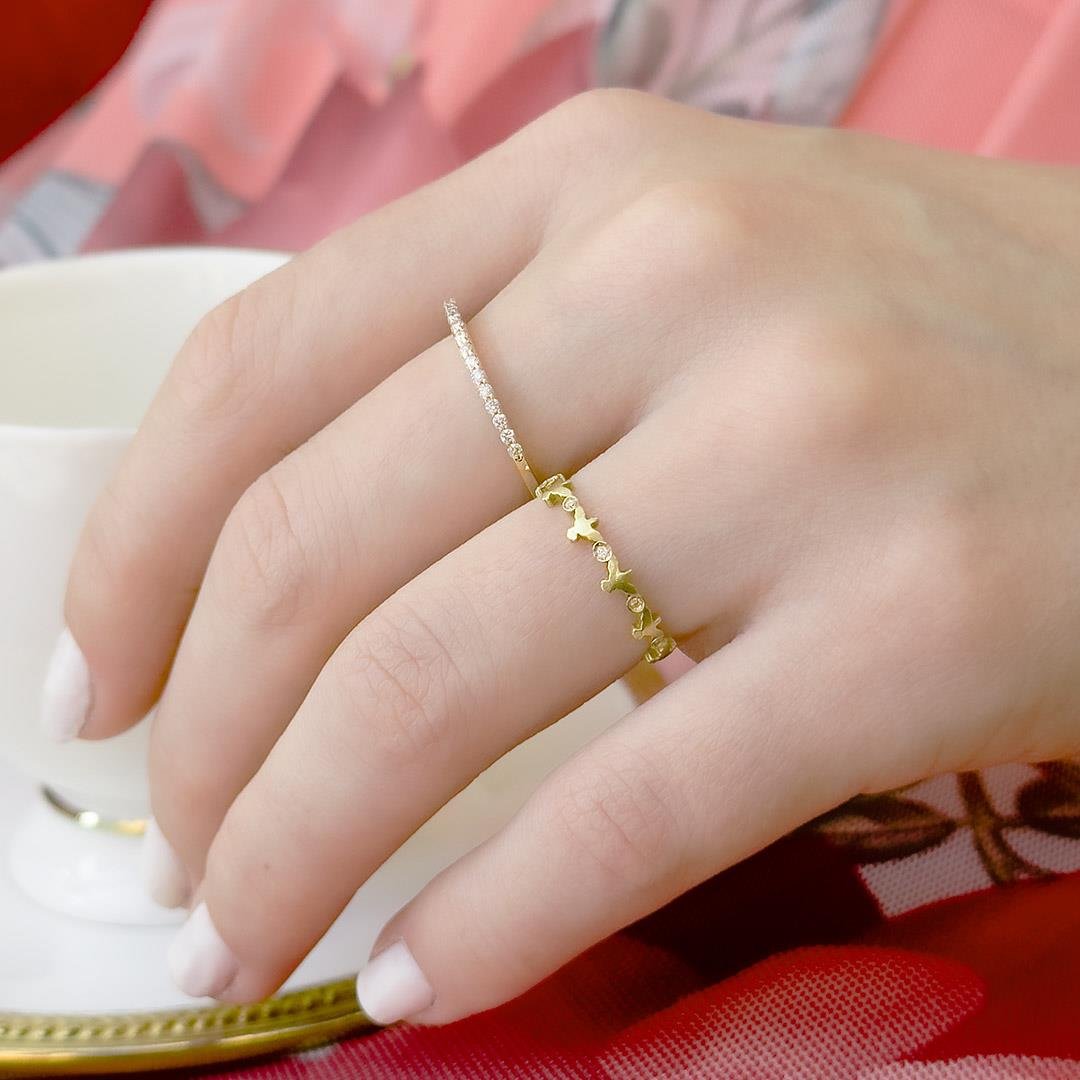 ANEL DO DIVINO COM DIAMANTES - OA