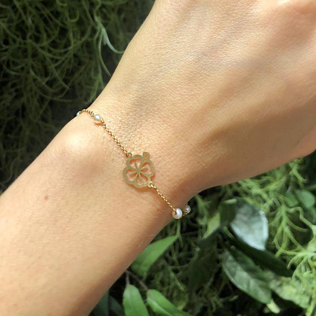 PULSEIRA TREVO COM PÉROLAS - OA 