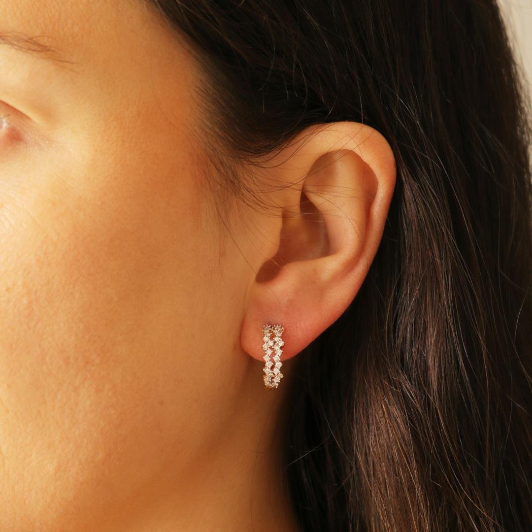 BRINCO ARGOLA DIAMANTES IRREGULARES - OA