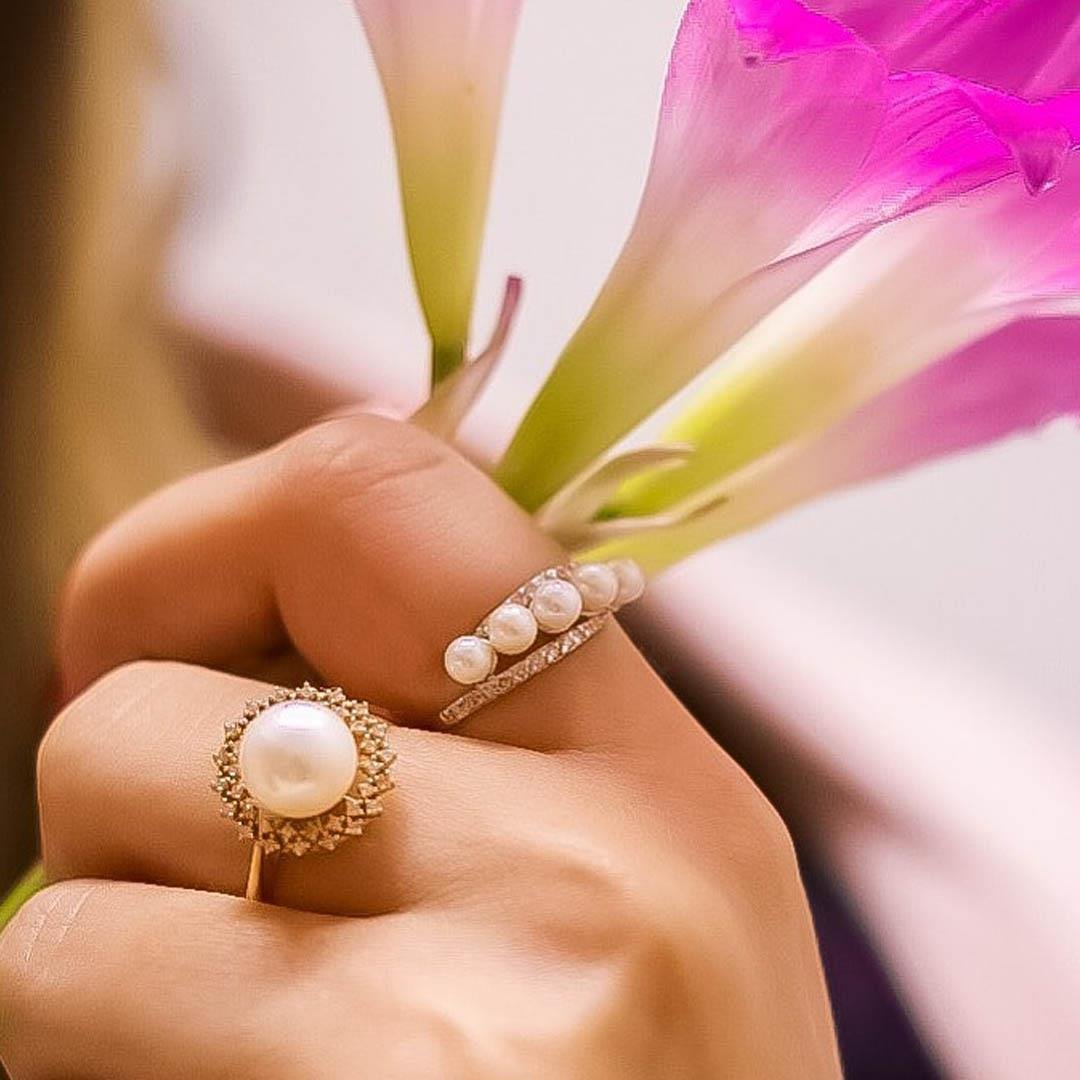 ANEL PÉROLAS CRUZADAS COM DIAMANTES - OA