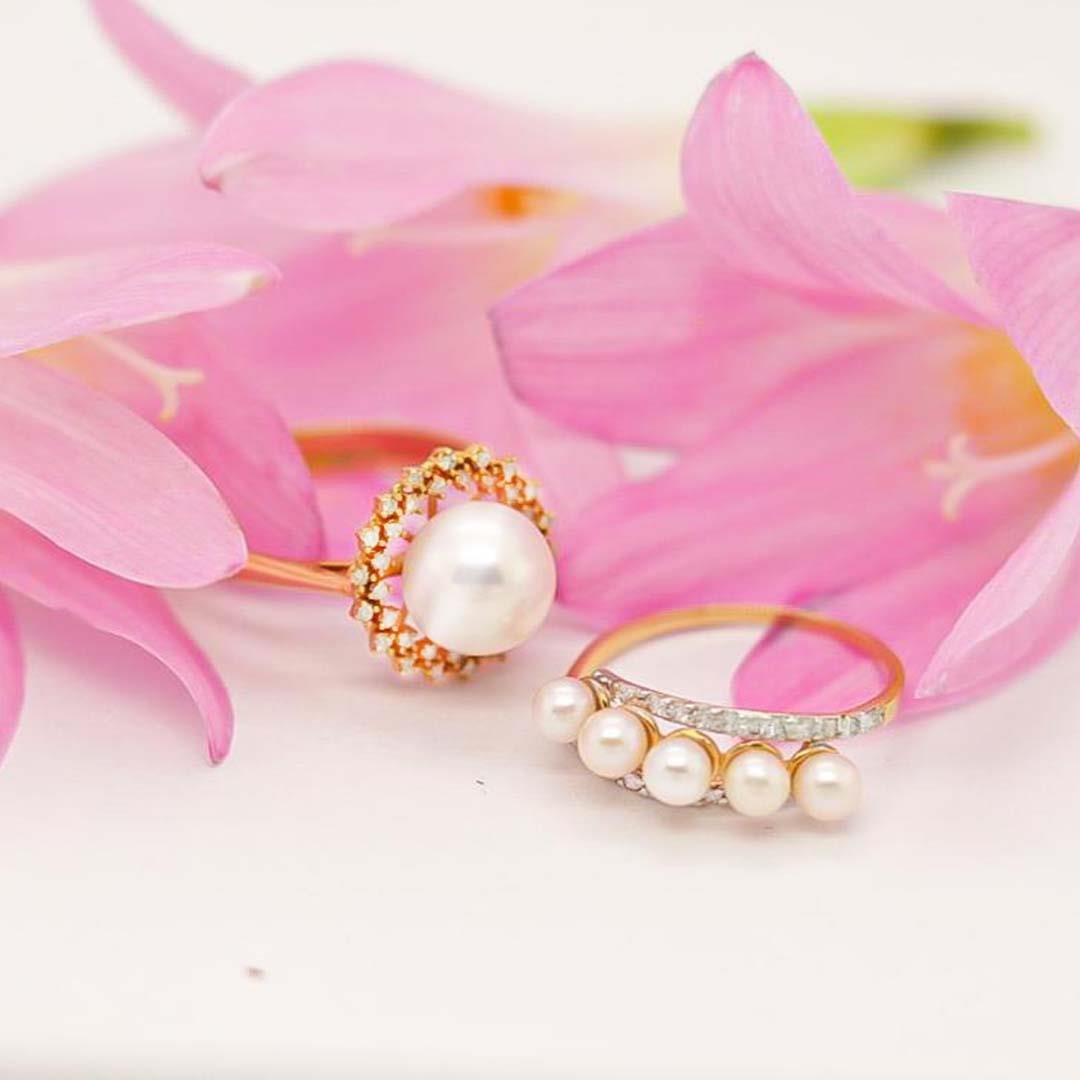 ANEL PÉROLAS CRUZADAS COM DIAMANTES - OA