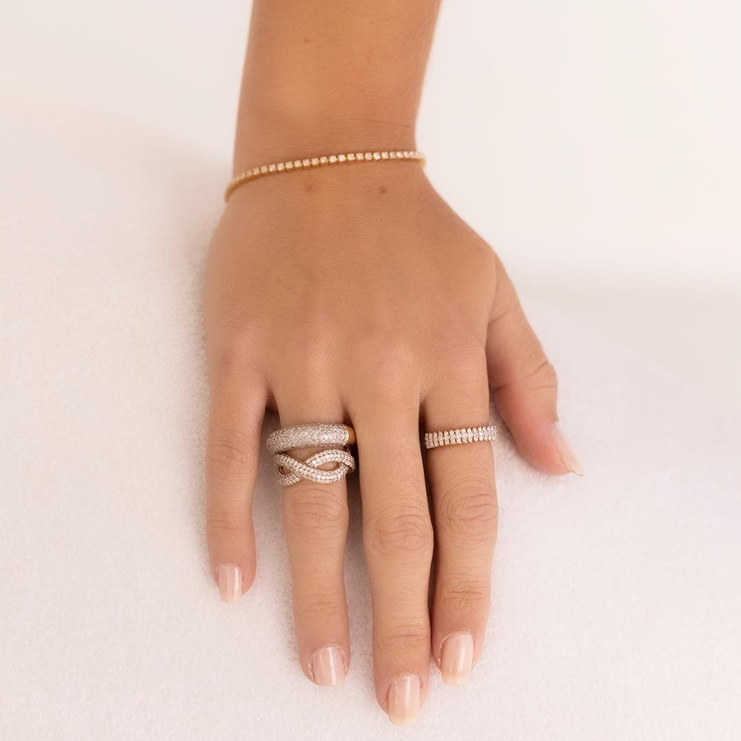ANEL CLASSIQUE COM DIAMANTES - OA