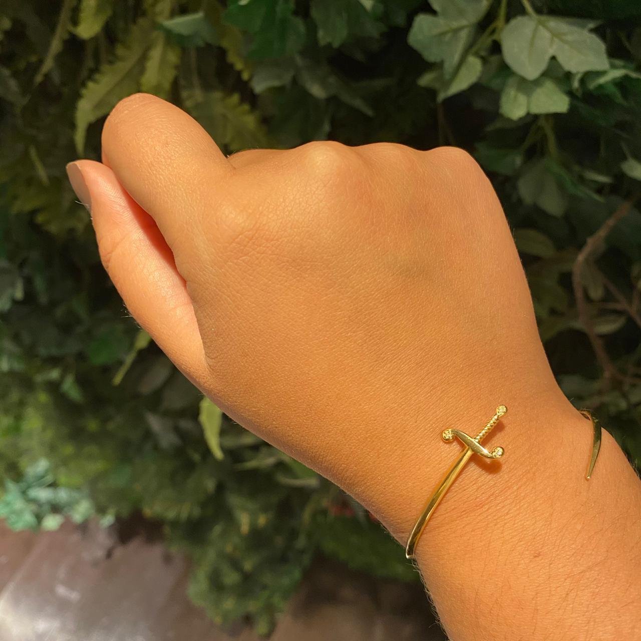 BRACELETE ESPADA SALÃO DA GUERRA COM DIAMANTES - OA