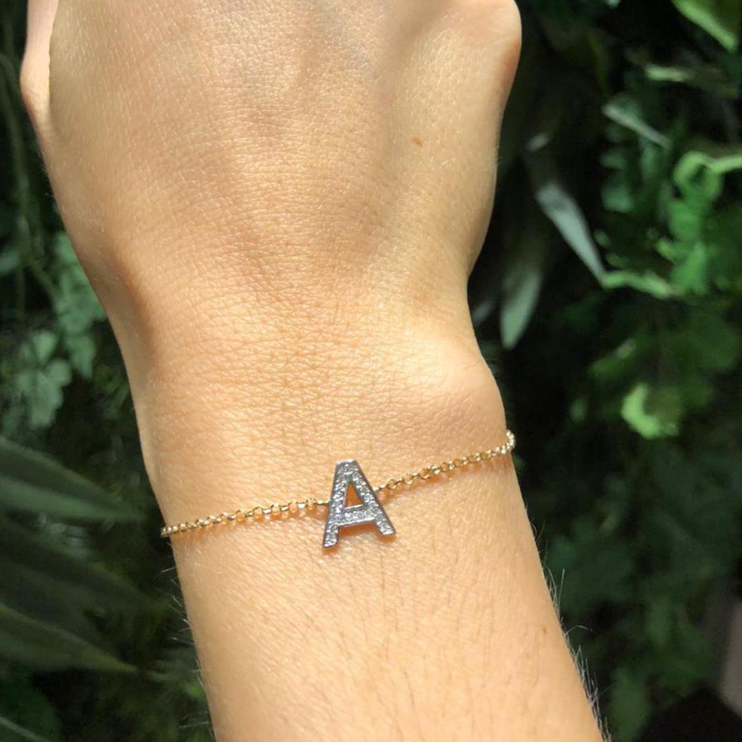 PULSEIRA LETRA A COM DIAMANTES - OA