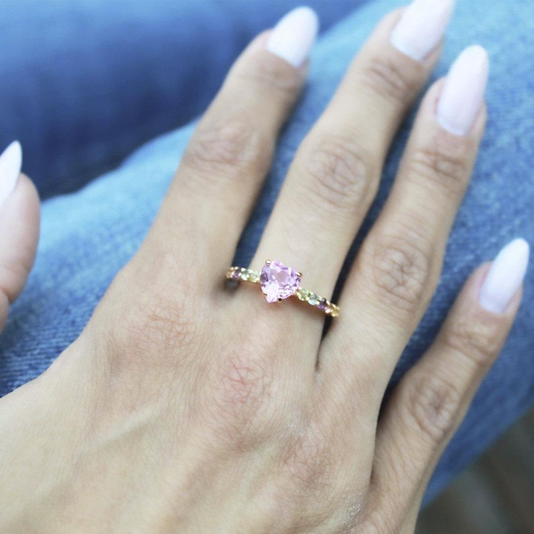 ANEL CORAÇÃO - PEDRAS COLORIDAS - OA