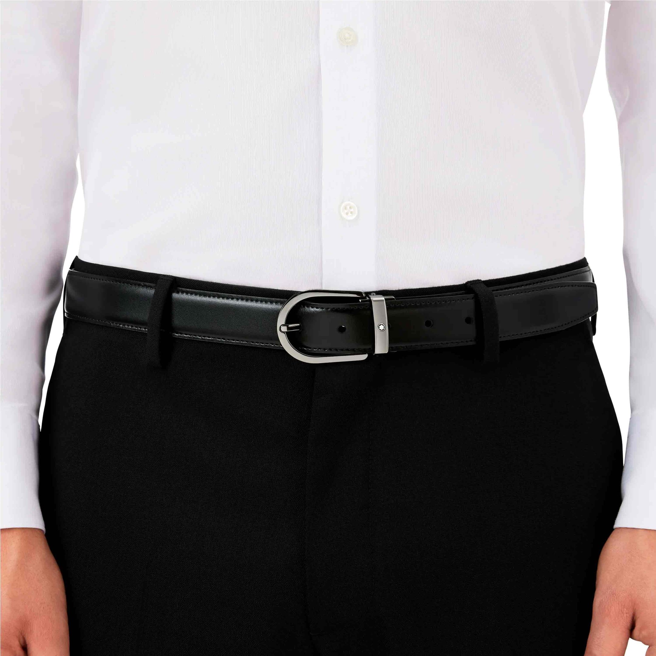 CINTO MONTBLANC - COURO PRETO COM FIVELA EM AÇO INOX
